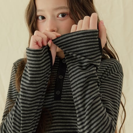 sm2/9. finger gimo hood T-shirt 9-17