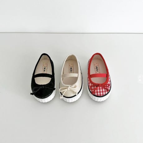 neko/15. IW 9 7 3 j e i n  130-220