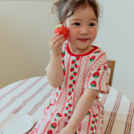 ueo/48. strawberry plitch set S-XL