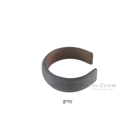 zanclover/16. ledder bangle  FREE