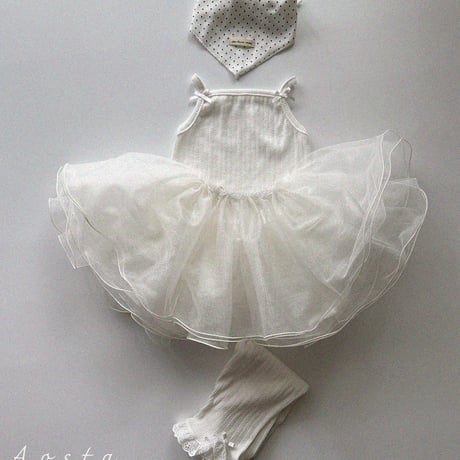 aosta/11. Camellia Sleeveless S-2XL