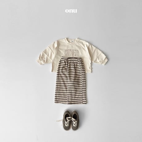 onu/16. embroidery T-shirt XS-XL