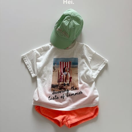 hei/10. beach T-shirt MOM