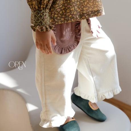 oren/37. fril corduroy pants S-XL