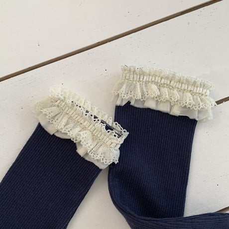 bebeholic/52. tulip knee socks FREE