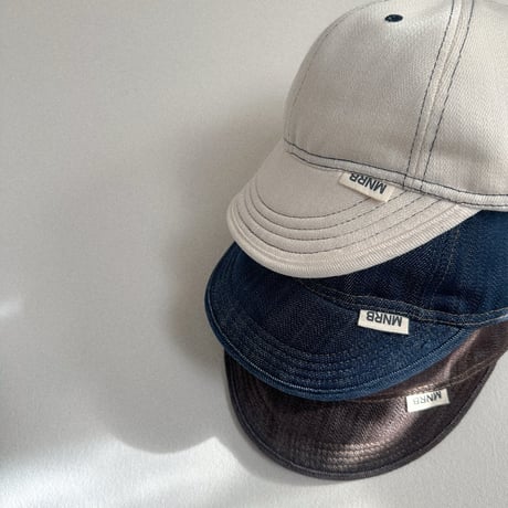 minirobe/48.  love jeans cap  FREE