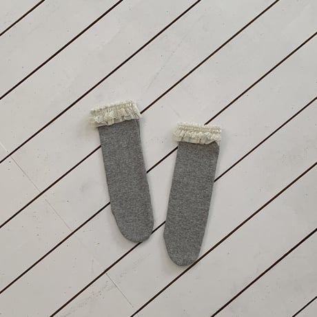 bebeholic/52. tulip knee socks FREE