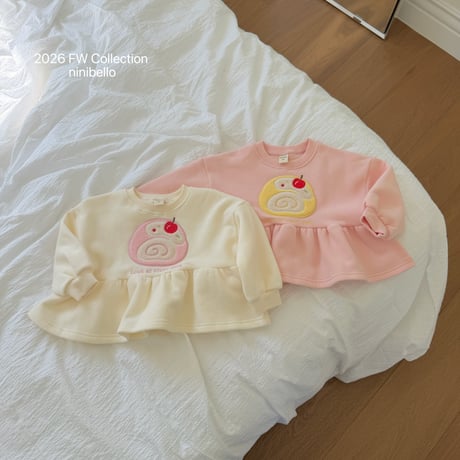 ninibello/47. Roll Cake Frill Sweatshirt? XS-XL
