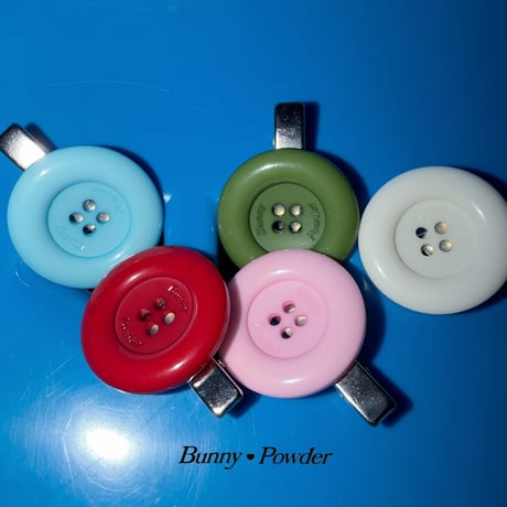 bunnypowder/143. king button PIN  FREE