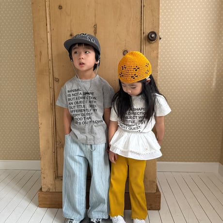 minimal/53. letter half t T-shirt MOM