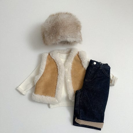 atomeme/9. Fur Bucket Hat? FREE
