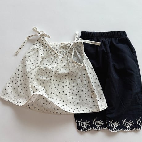 aosta/16. Nana Blouse S-2XL