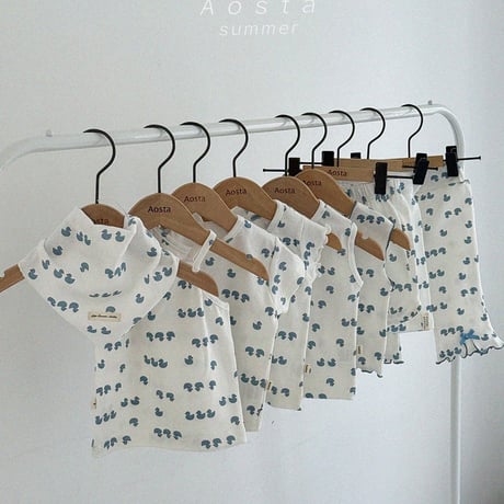 aosta/2. Lip String T S-2XL