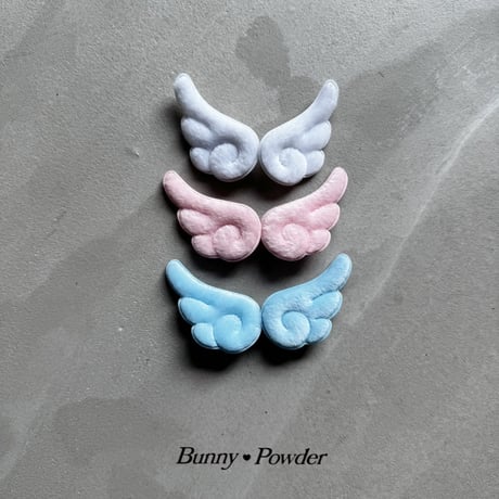 bunnypowder/144. wing PIN  FREE