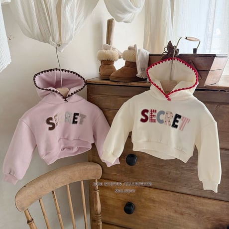 melikey/32. secret patch T hood JS-JM