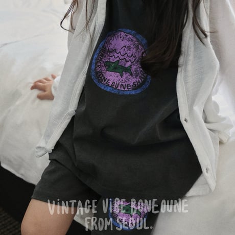 boneoune/104. shark wide top XS-XL