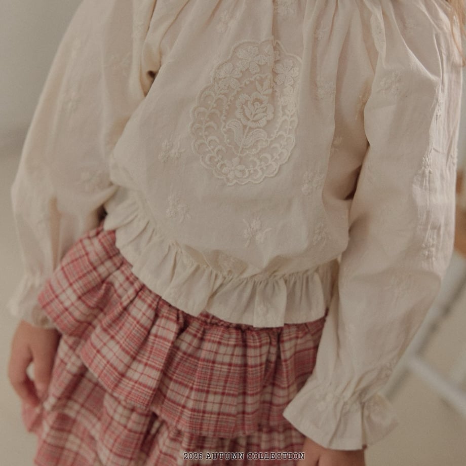 6a6d72d15793b500017afb87