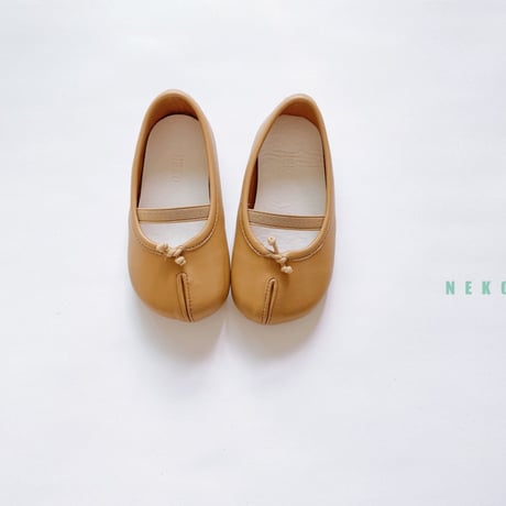 neko/3. NK 8 1 2 s i m o  130-220
