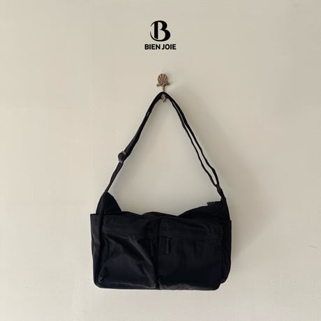 bienjoie/75. carrot bag FREE