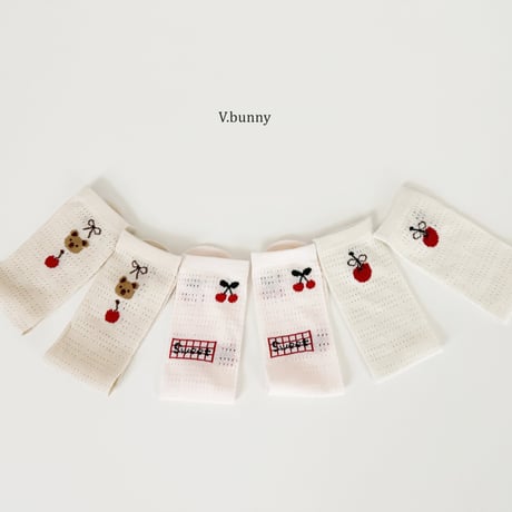 vbunny/46. momo socks set FREE
