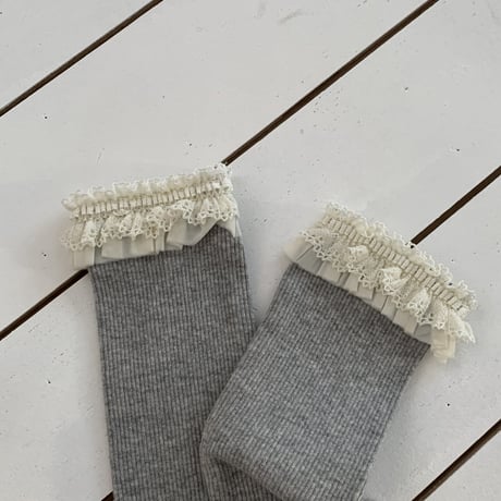 bebeholic/52. tulip knee socks FREE