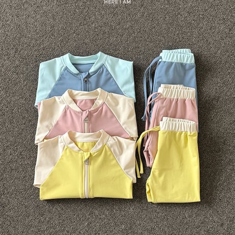 hereiam/27. bunny rash zipup set S-XL
