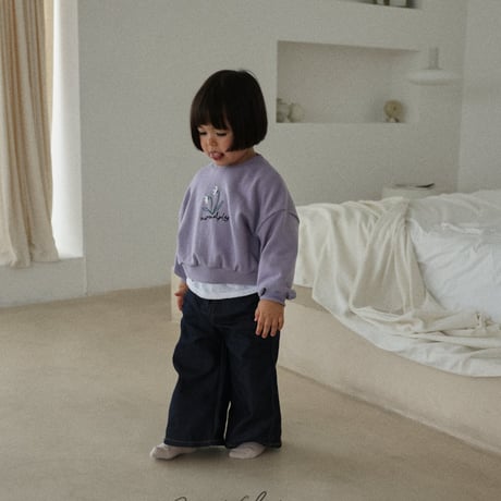 normalplay/5. flower embroidery crop man-to-man 12M-L