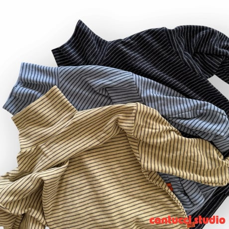 cantuccistudio/52. papiyong pollar T-shirt ADULT