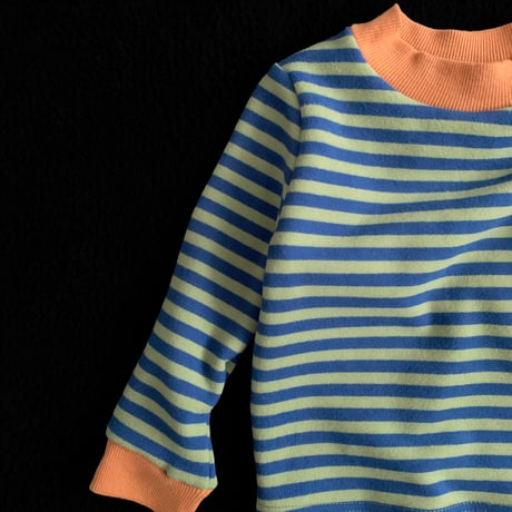 bailey/12. HoneyBee T-shirt XS-XL