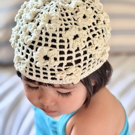con_/35. mongle flower beanie FREE