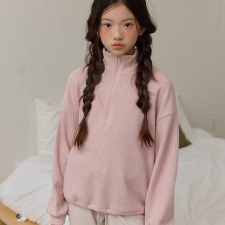 sm2/7. half string knit zipup 9-17
