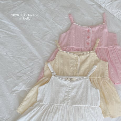ninibello/54. milk sleeveless blouse 2XL