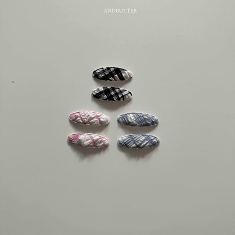 andbutter/2. Rustling Check Hair Pin FREE
