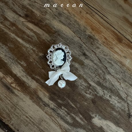 marron/3. big tori brooch FREE