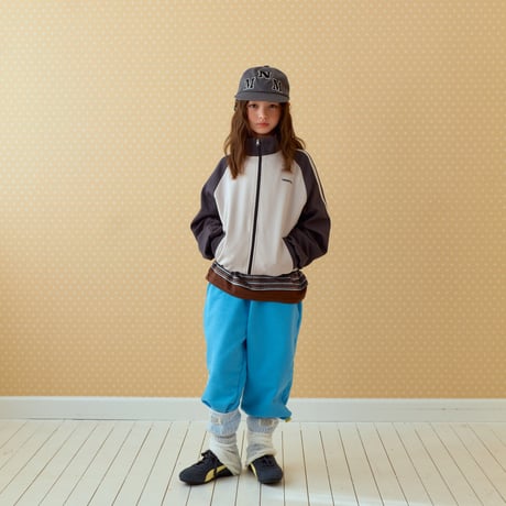 minimal/10. jogger pants MOM