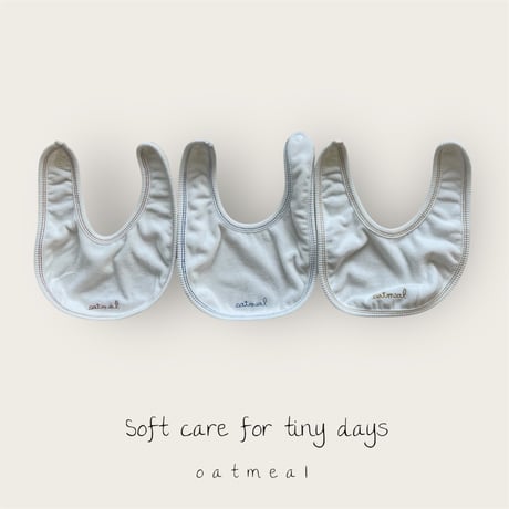 oatmeal/22. bebe stitch bib FREE