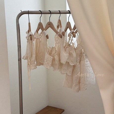aosta/22. [Lace JennyOpen Vest] FREE