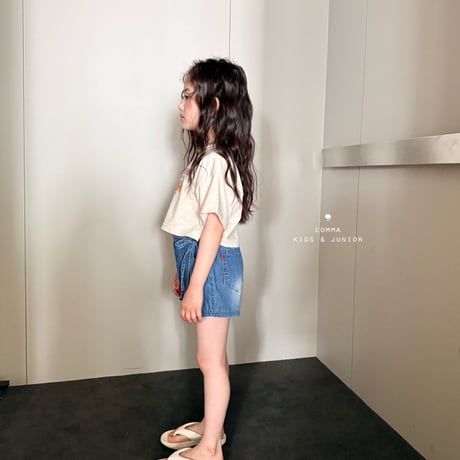 comma/50. Weekend crop T-shirt 140-150