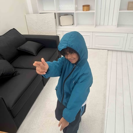andbutter/74. Light Wind Hoodie S-XL