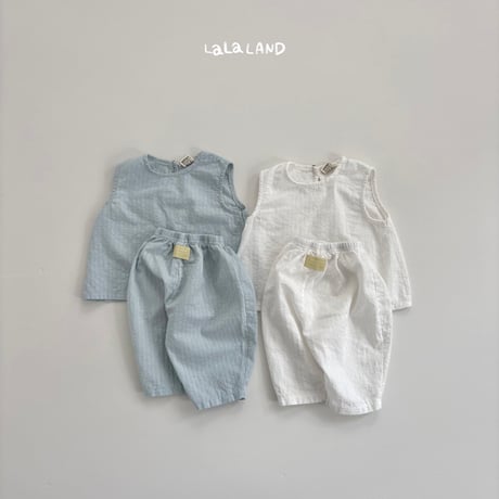 lalaland/68. A blouse 6M-18M