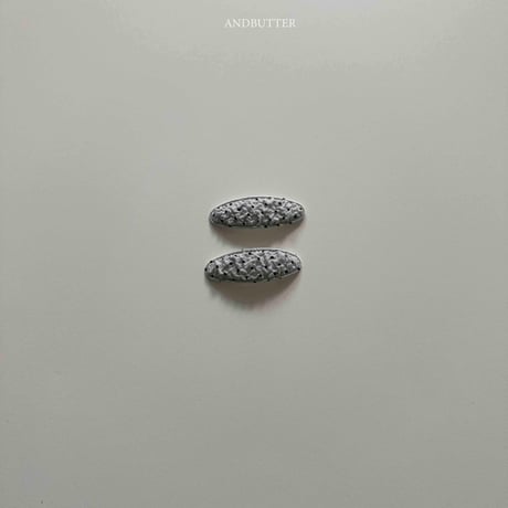andbutter/1. Rustling Dot Hair Pin FREE