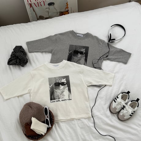 matilda/116. Sunglasses cats T-shirt 5-13