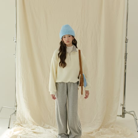 sm2/5. collar half golgi knit zipup 9-17