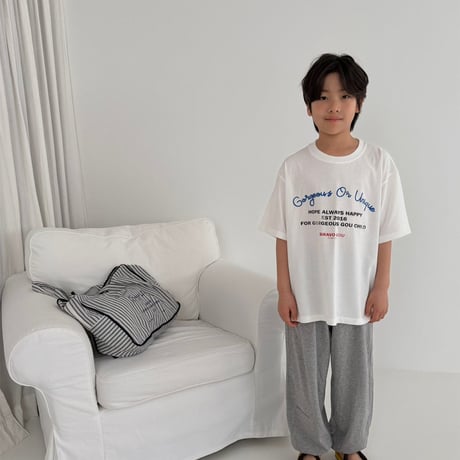 gou/107. lettering T-shirt MOM