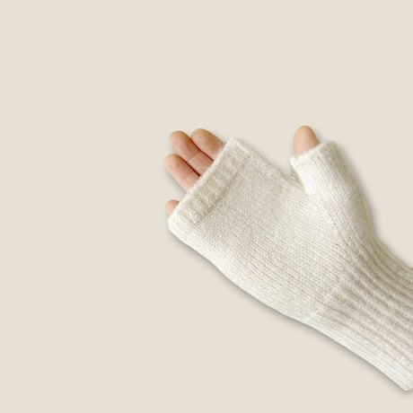 dudie/132. egg half gloves knit FREE