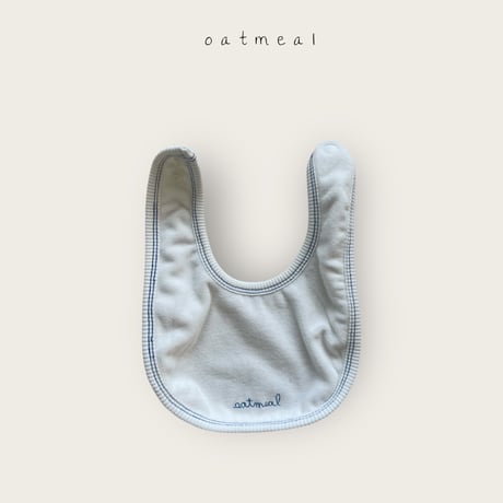 oatmeal/22. bebe stitch bib FREE