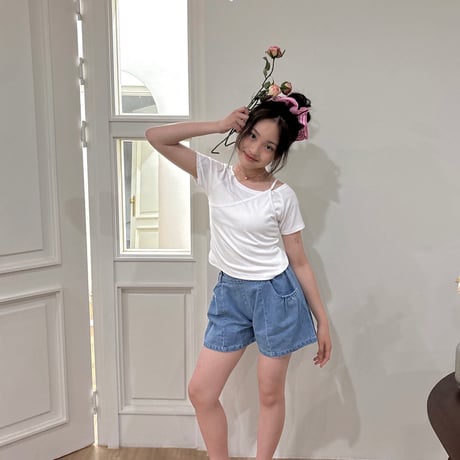 matilda/153. unbal strap T-shirt 5-13
