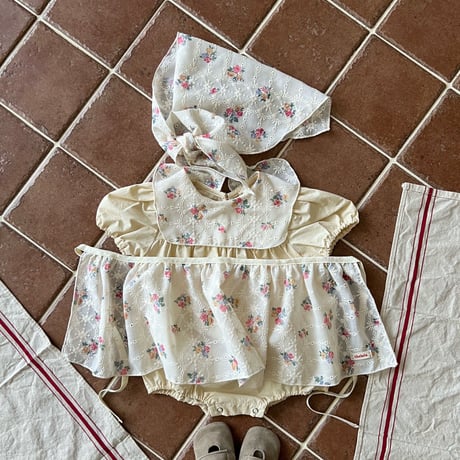 thelala/3. heart break apron FREE