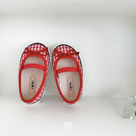 neko/15. IW 9 7 3 j e i n  130-220