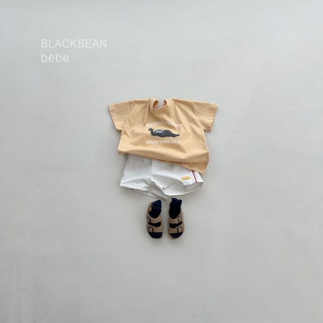 blackbean/14. hello bebe T-shirt S-M